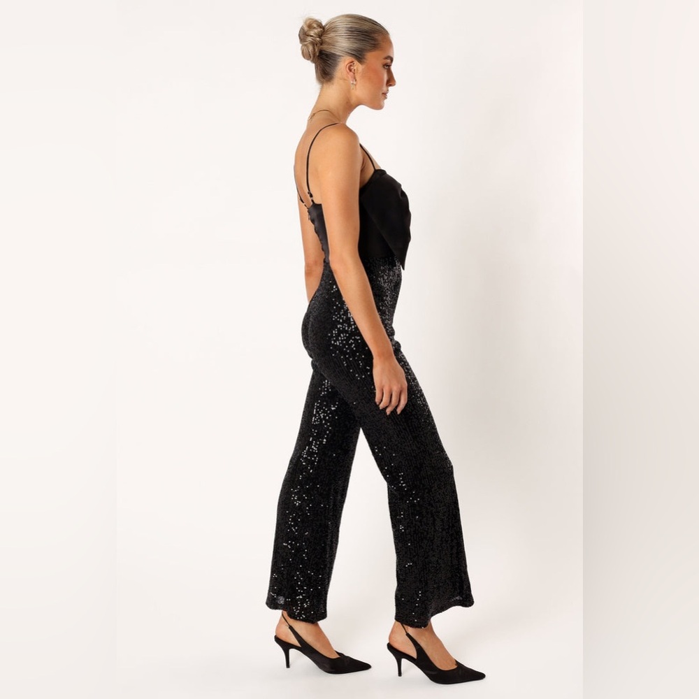 Petal & pup sequin bow bust bell leg jumpsuit nwot - Picture 4 of 7